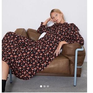 Zara Maxi Floral DRESS (Condition as New)